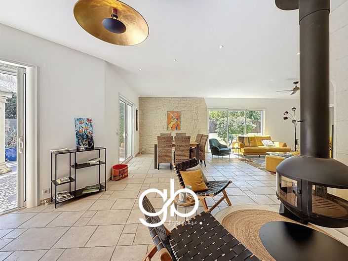 Image No.20-4 Bed House for sale