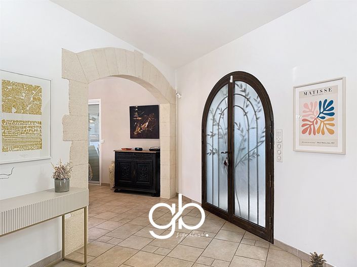 Image No.3-4 Bed House for sale