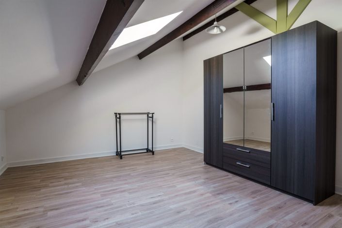 Image No.16-4 Bed House for sale