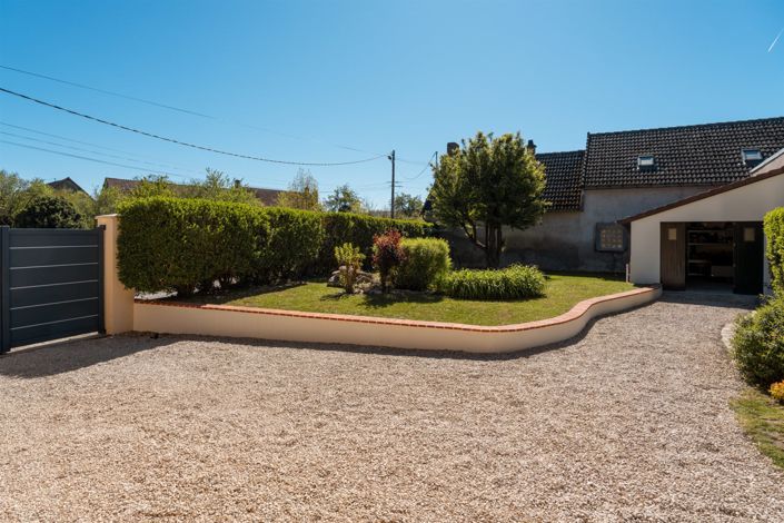 Image No.20-4 Bed House for sale