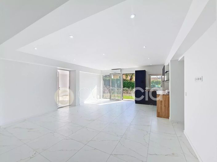 Image No.2-3 Bed Apartment for sale
