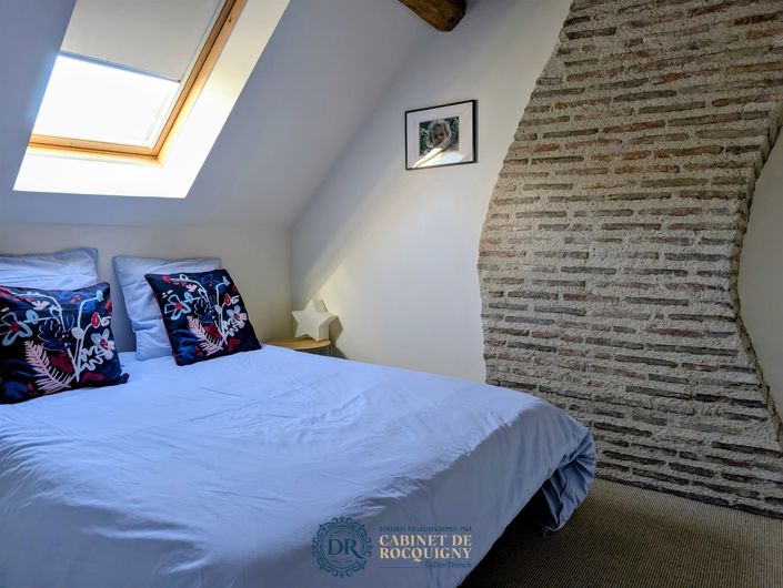 Image No.14-6 Bed House for sale