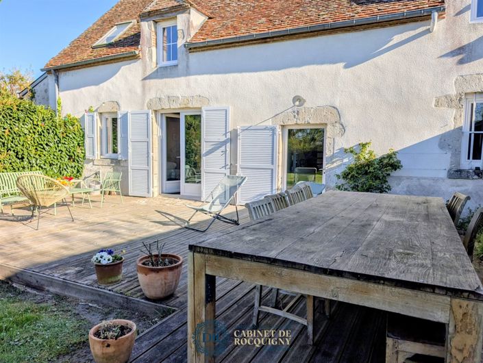 Image No.2-6 Bed House for sale