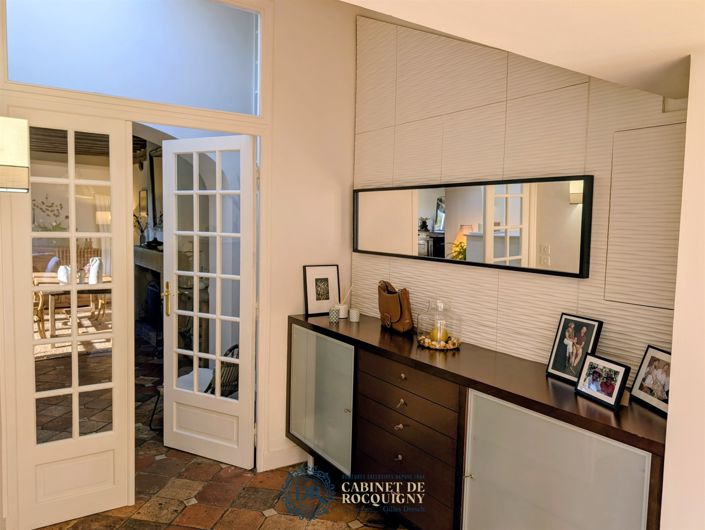 Image No.8-6 Bed House for sale