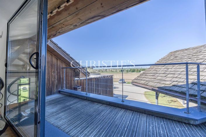 Image No.17-3 Bed House for sale