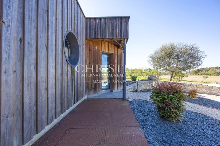 Image No.7-3 Bed House for sale