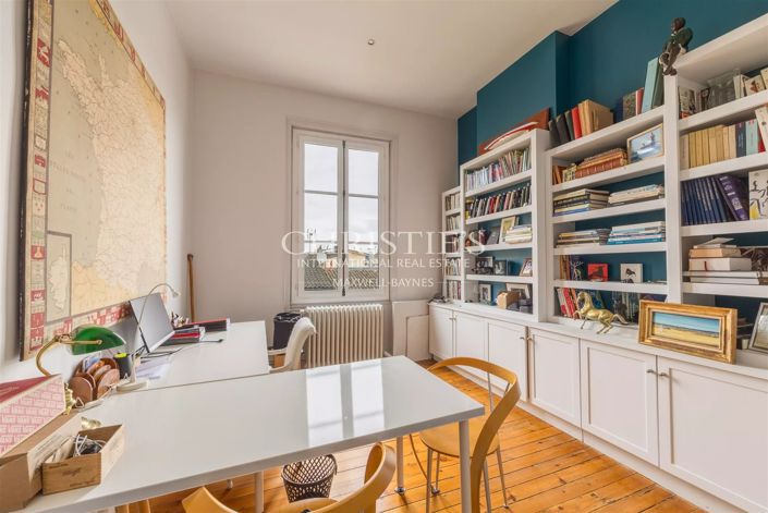 Image No.15-4 Bed Apartment for sale