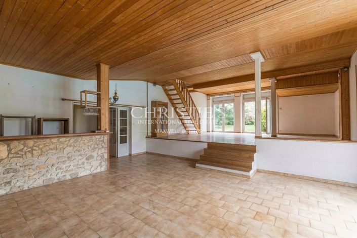 Image No.12-3 Bed House for sale