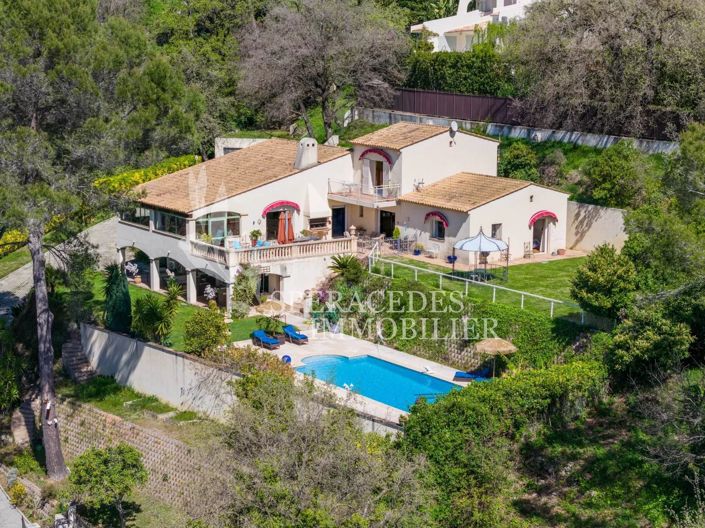 Image No.30-6 Bed House for sale