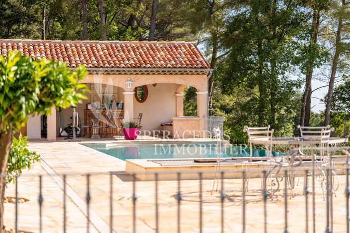 Image No.17-4 Bed House for sale