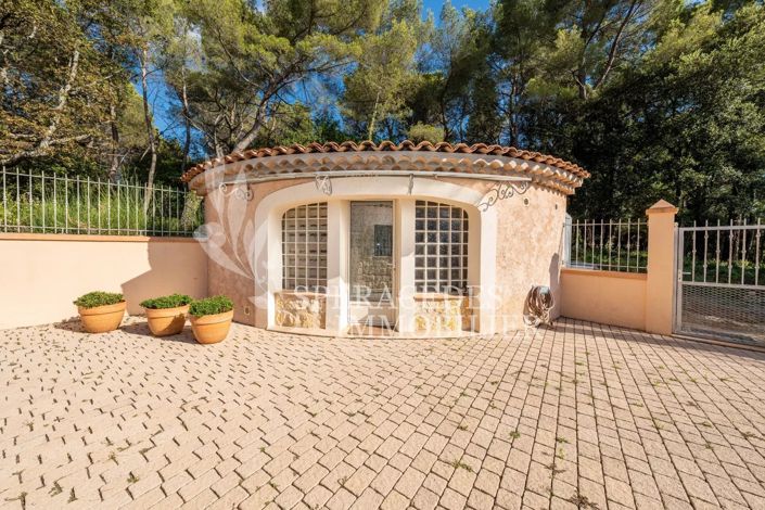 Image No.22-4 Bed House for sale