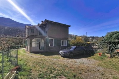 1 - Entrevaux, Apartment