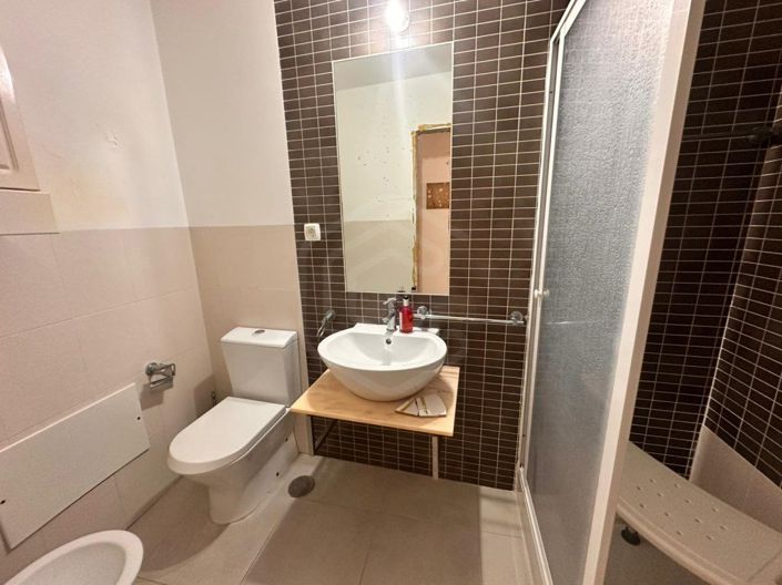 Image No.14-2 Bed Apartment for sale