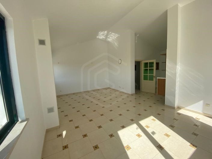 Image No.23-4 Bed House for sale