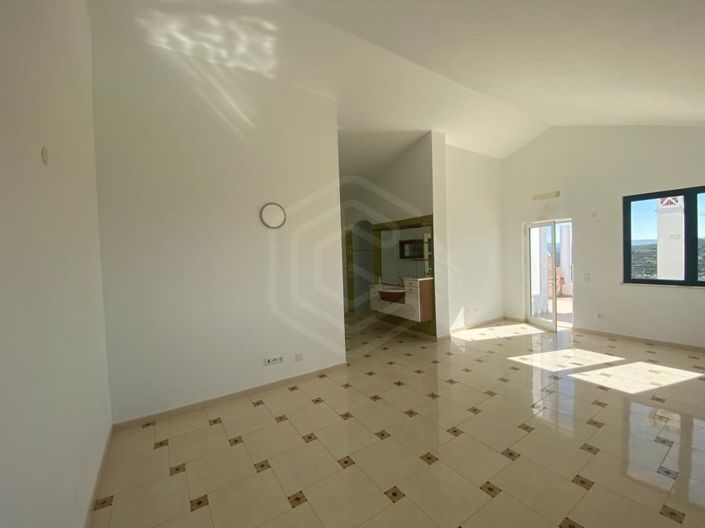 Image No.27-4 Bed House for sale