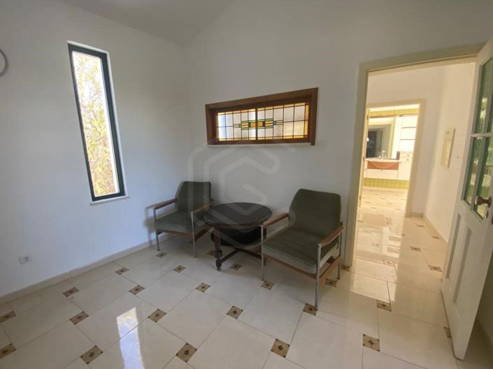 Image No.30-4 Bed House for sale