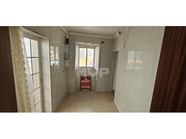 Image No.24-3 Bed House for sale