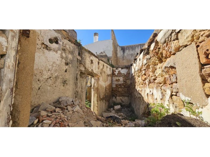 Image No.32-3 Bed House for sale