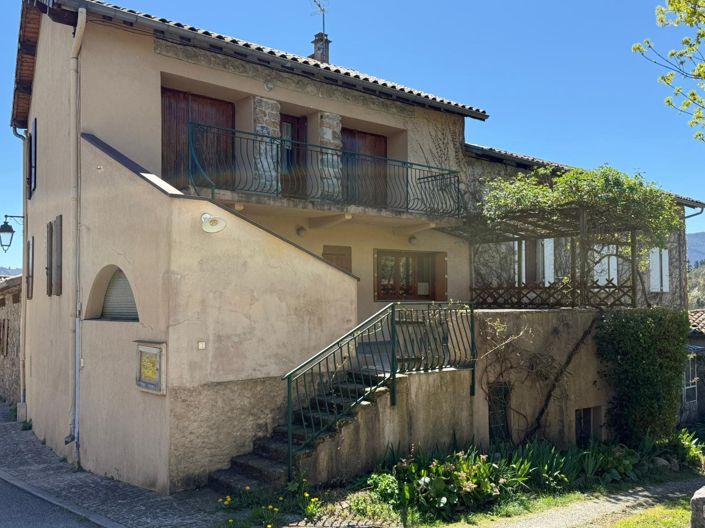 Image No.16-8 Bed House for sale