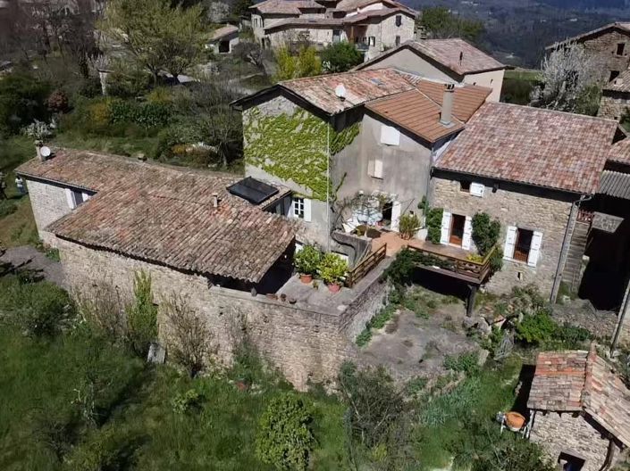 Image No.2-8 Bed House for sale