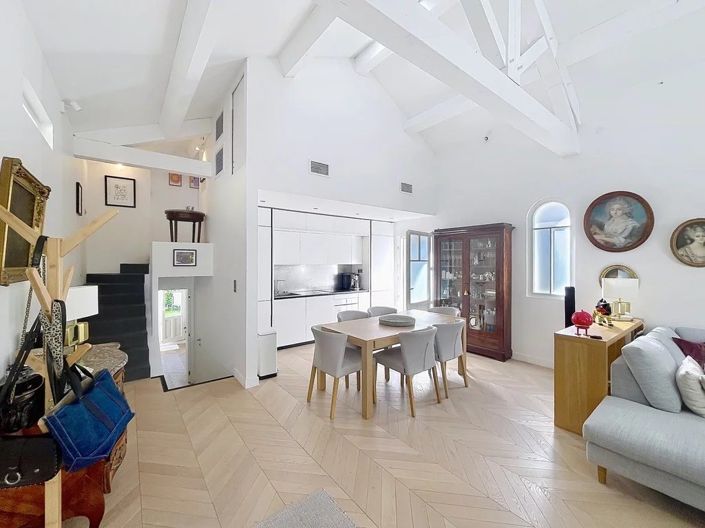 Image No.8-3 Bed House for sale