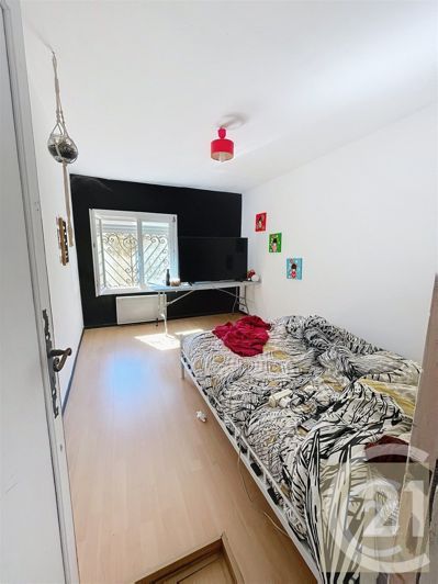 Image No.16-4 Bed House for sale