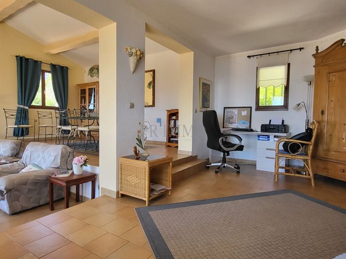 Image No.11-4 Bed House for sale