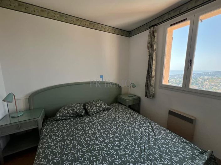 Image No.16-4 Bed House for sale