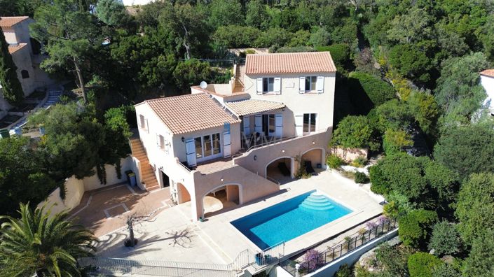 Image No.22-4 Bed House for sale