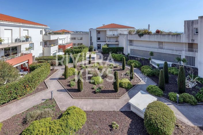 Image No.3-3 Bed Apartment for sale