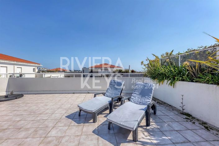 Image No.9-3 Bed Apartment for sale