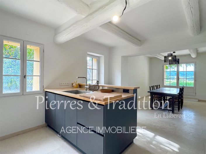 Image No.7-5 Bed House for sale