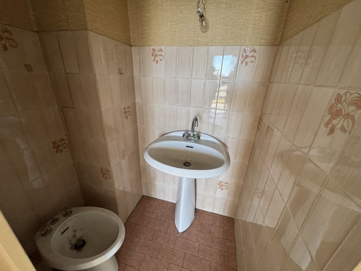 Image No.11-3 Bed Apartment for sale