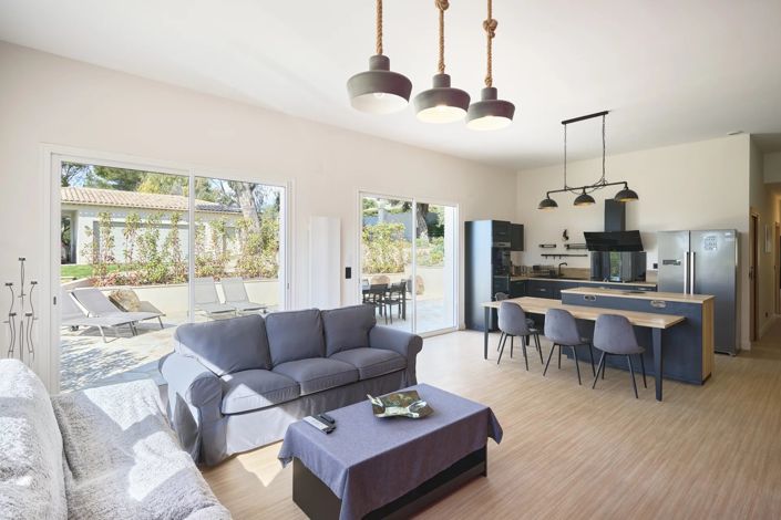 Image No.14-9 Bed House for sale