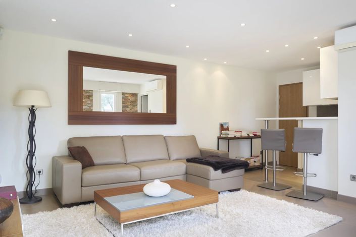 Image No.20-9 Bed House for sale