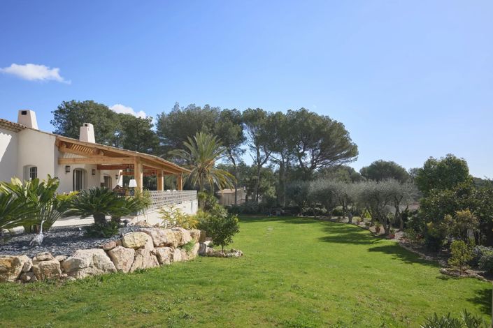 Image No.23-9 Bed House for sale