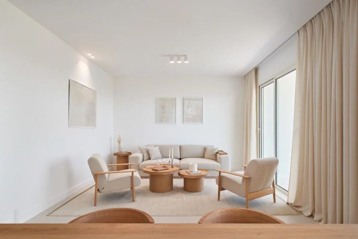 Image No.2-4 Bed Apartment for sale