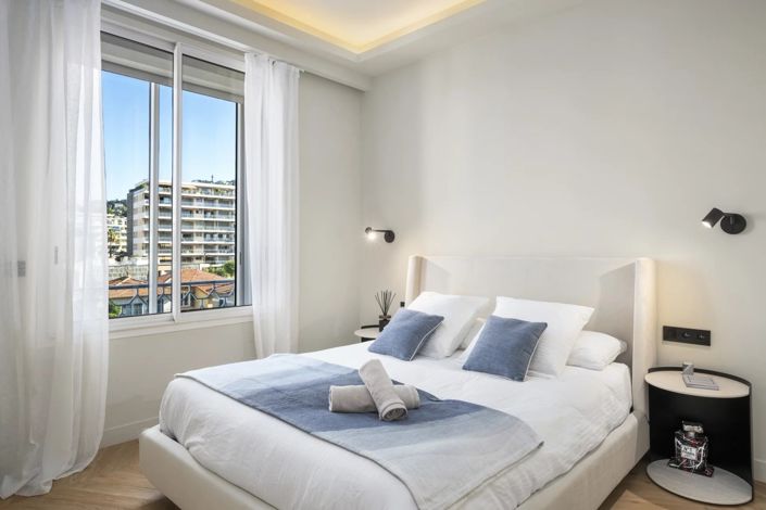 Image No.10-2 Bed Apartment for sale