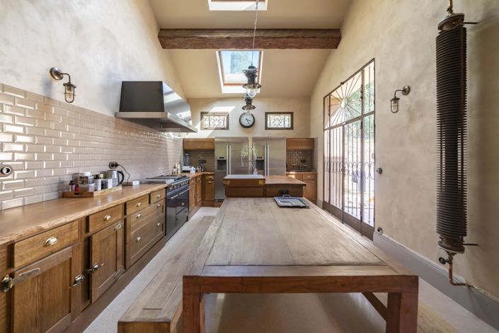 Image No.5-6 Bed House for sale