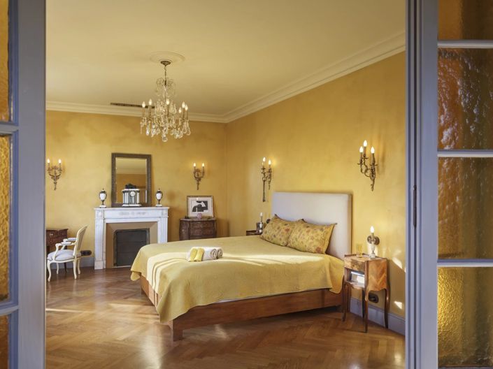 Image No.7-6 Bed House for sale