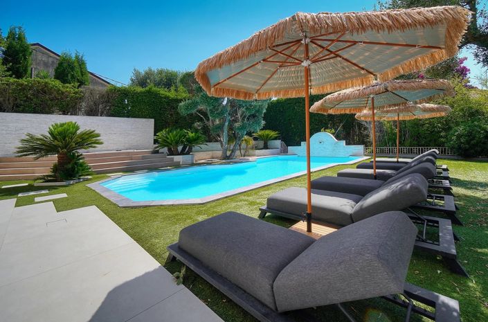 Image No.2-6 Bed House for sale
