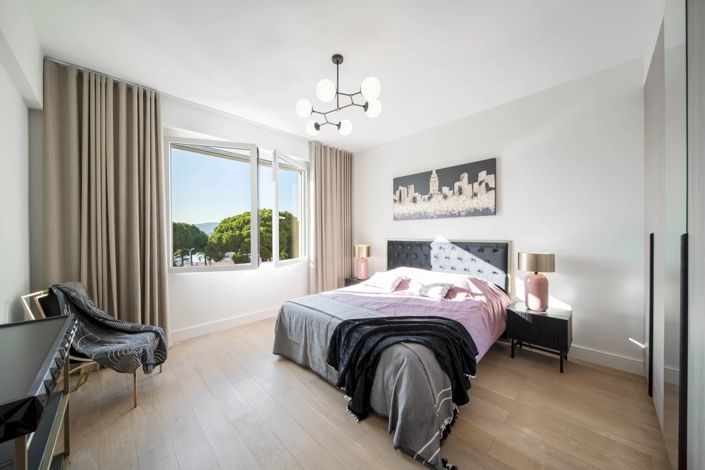 Image No.8-3 Bed Apartment for sale