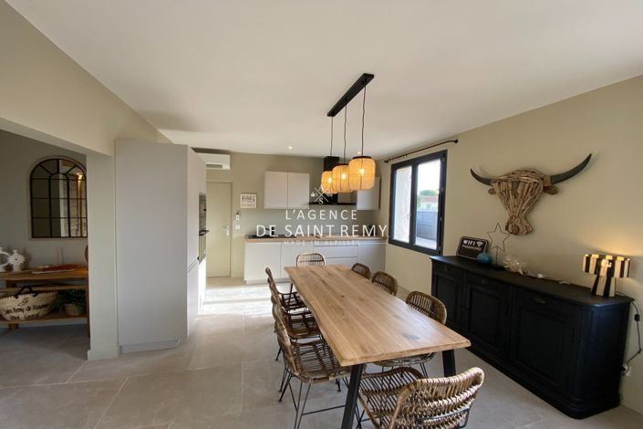 Image No.3-4 Bed House for sale