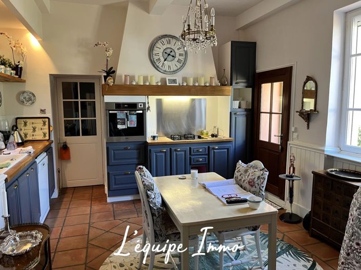 Image No.4-4 Bed House for sale