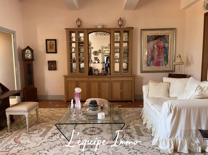 Image No.5-4 Bed House for sale