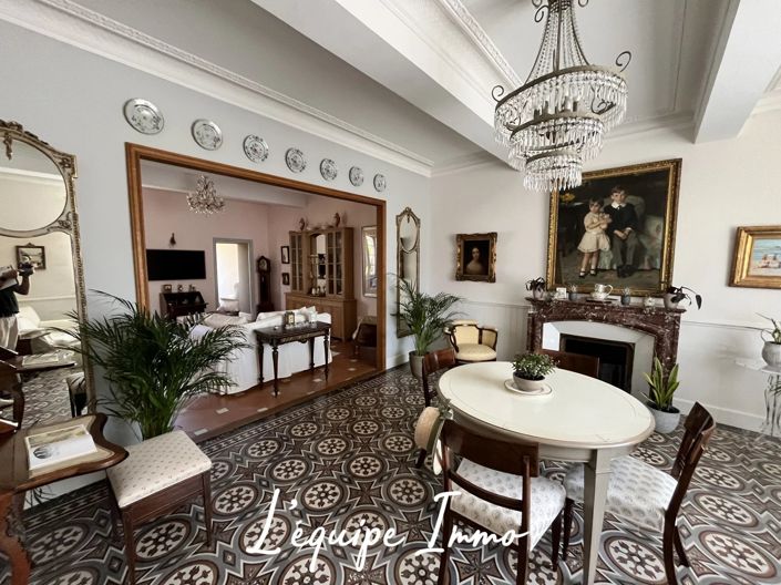 Image No.7-4 Bed House for sale