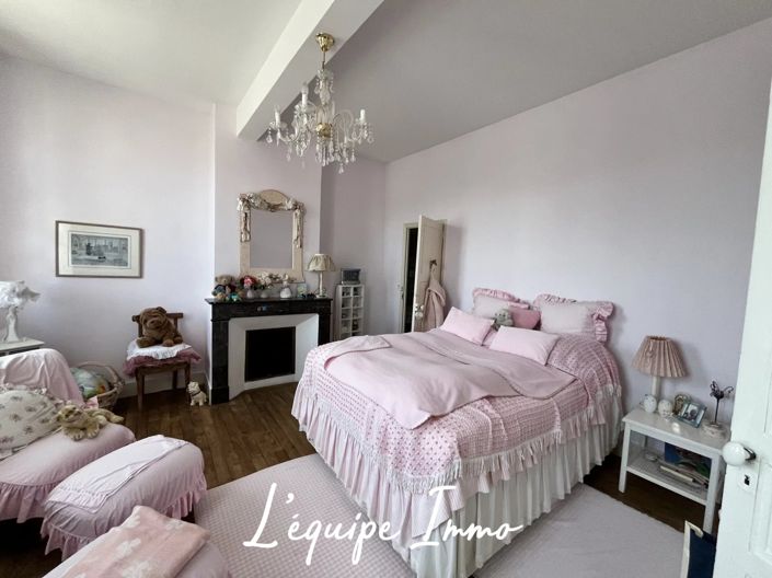 Image No.9-4 Bed House for sale
