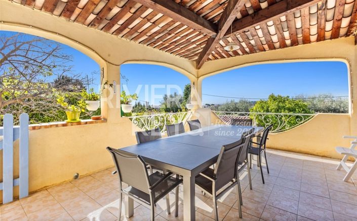Image No.10-5 Bed House for sale