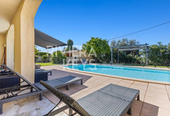 Image No.26-5 Bed House for sale