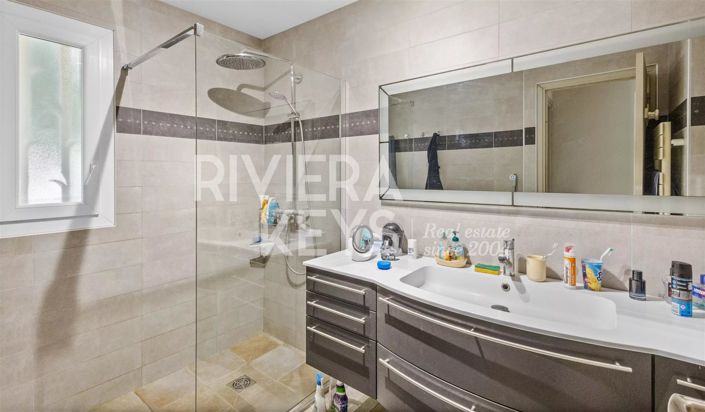 Image No.28-5 Bed House for sale
